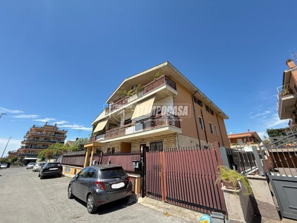 appartamento in vendita a Roma in zona Ottavia