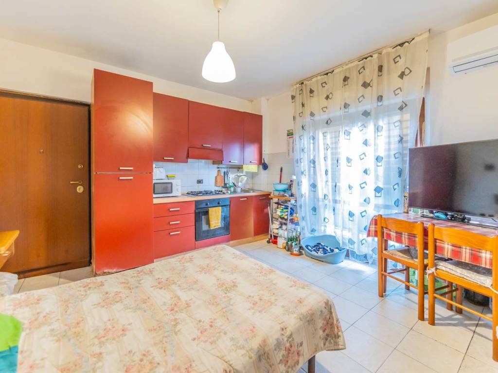 appartamento in vendita a Roma in zona Lunghezza