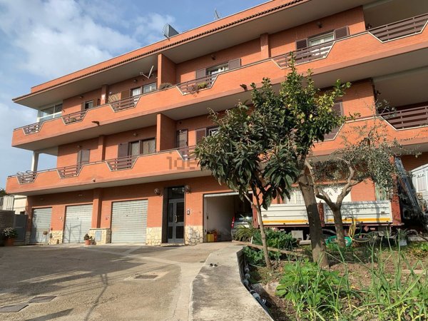 appartamento in vendita a Roma in zona Ponte Galeria