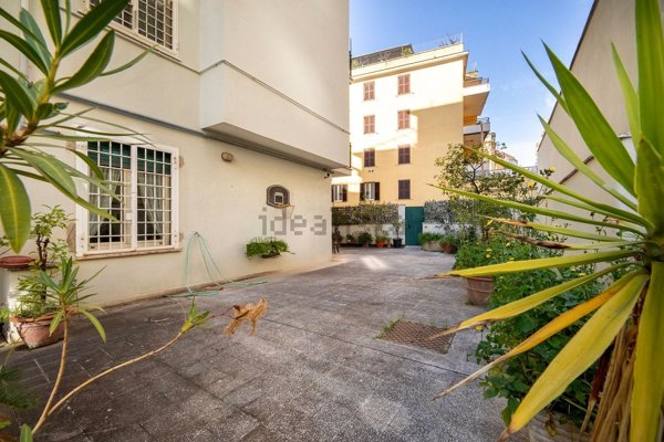 appartamento in vendita a Roma in zona Gianicolense
