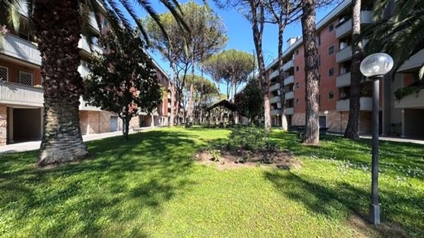 appartamento in vendita a Roma in zona Acilia