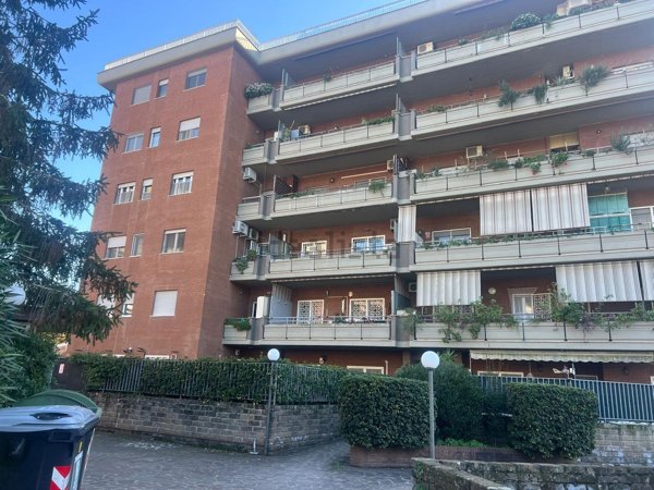 appartamento in vendita a Roma in zona Torrino