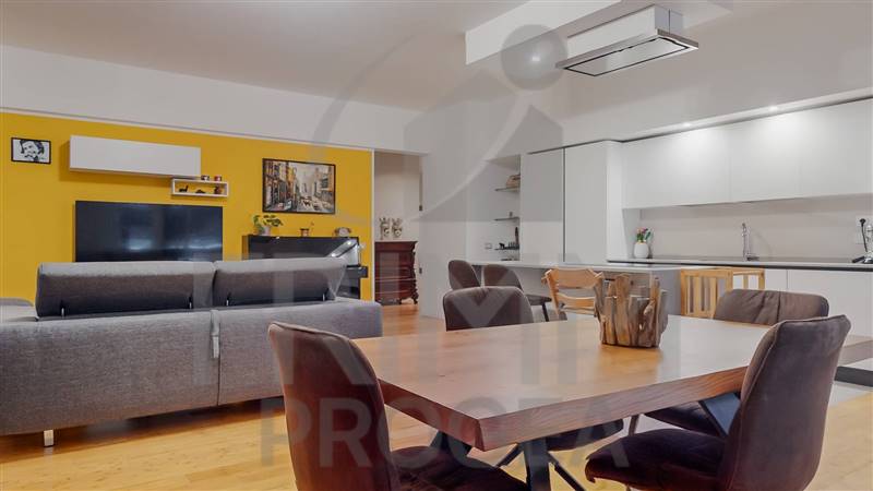 appartamento in vendita a Roma in zona Gianicolense