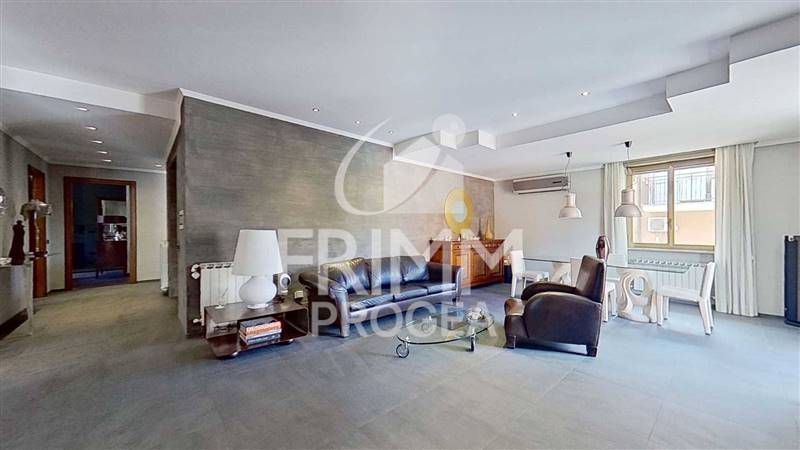 appartamento in vendita a Roma in zona Torre Angela