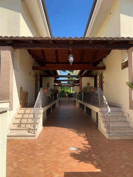 villa in vendita a Roma in zona Acilia