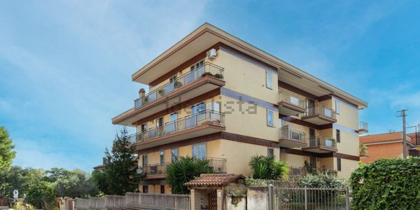 appartamento in vendita a Roma in zona Ottavia