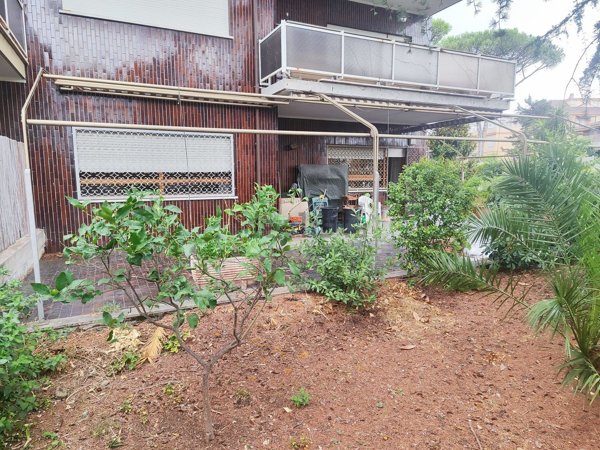 casa indipendente in vendita a Roma in zona Gianicolense