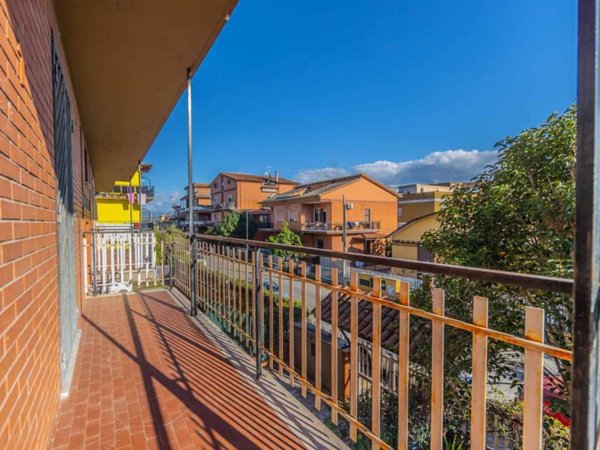 appartamento in vendita a Roma in zona Borghesiana