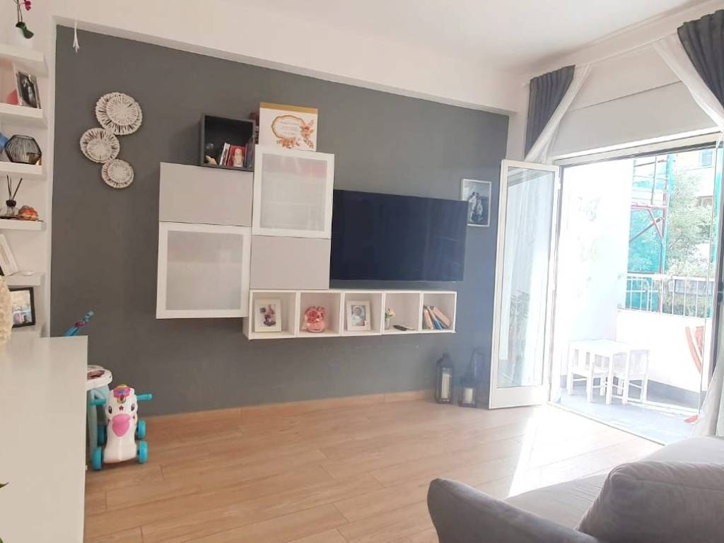 appartamento in vendita a Roma in zona Ardeatino