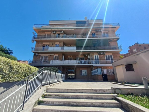 appartamento in vendita a Roma in zona Prenestino-Centocelle