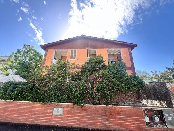 appartamento in vendita a Roma in zona Acilia