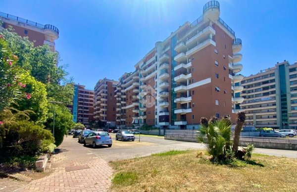 appartamento in vendita a Roma in zona Acilia