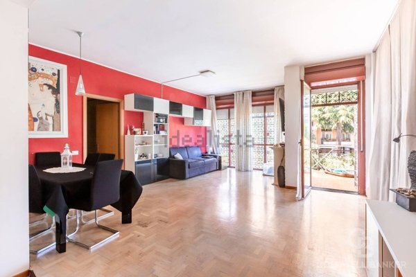 appartamento in vendita a Roma in zona Gianicolense