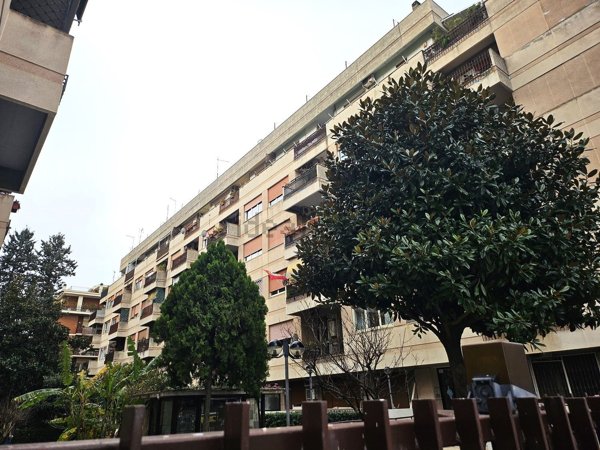 appartamento in vendita a Roma in zona Ostia