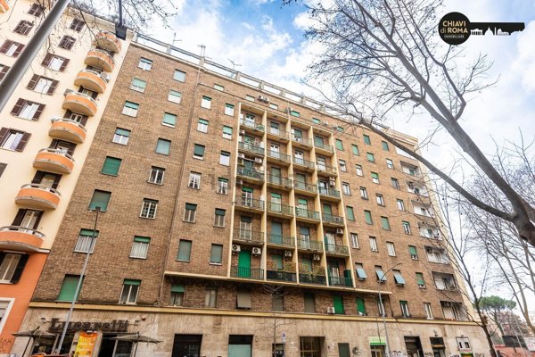 appartamento in vendita a Roma in zona Appio Latino
