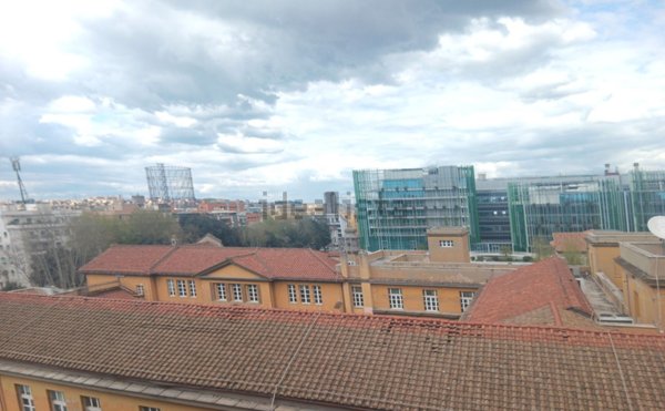 appartamento in vendita a Roma in zona Ostiense