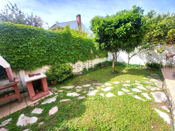 casa indipendente in vendita a Roma in zona Axa