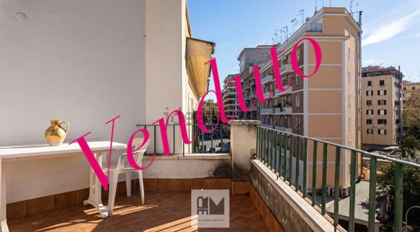 appartamento in vendita a Roma in zona Appio Latino