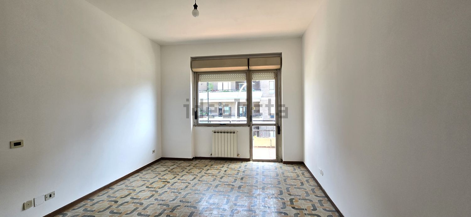 appartamento in vendita a Roma in zona Axa