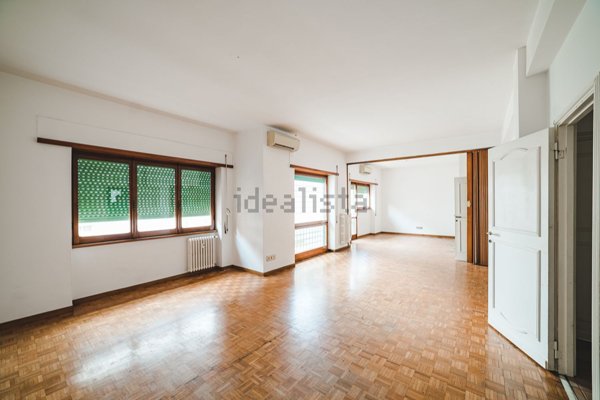appartamento in vendita a Roma in zona Tor di Quinto