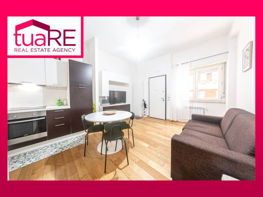 appartamento in vendita a Roma in zona Ardeatino