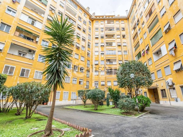 appartamento in vendita a Roma in zona Don Bosco