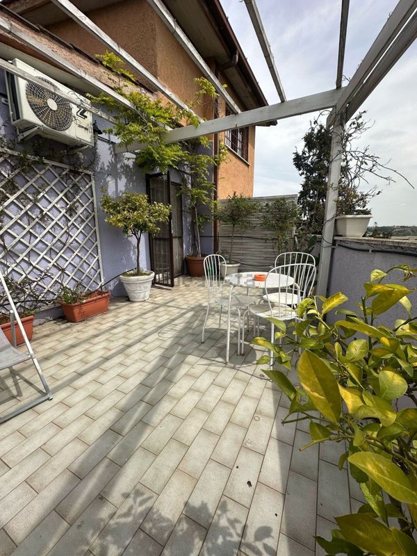 appartamento in vendita a Roma in zona Labaro