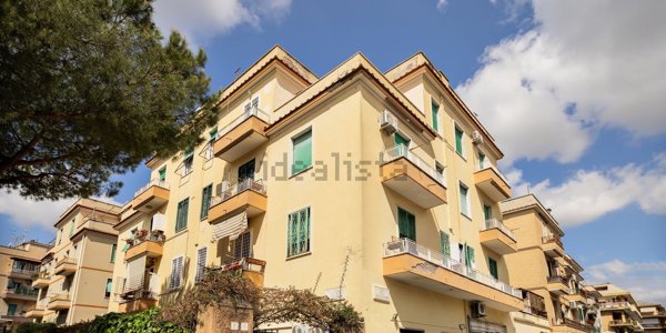 appartamento in vendita a Roma in zona Prenestino-Centocelle