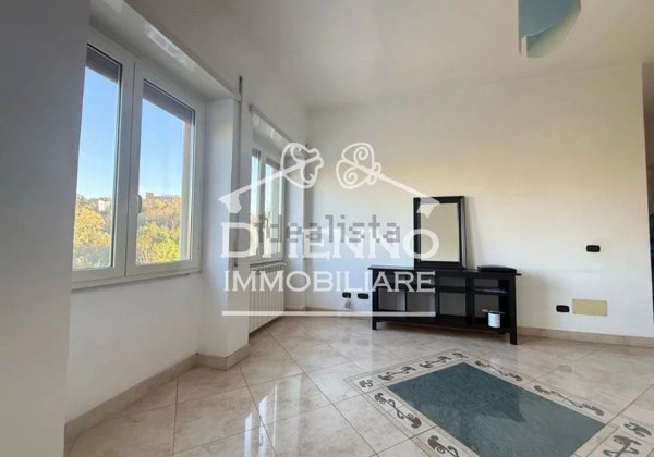 appartamento in vendita a Roma in zona Corviale