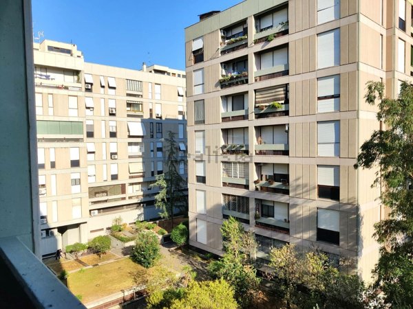 appartamento in vendita a Roma in zona Don Bosco