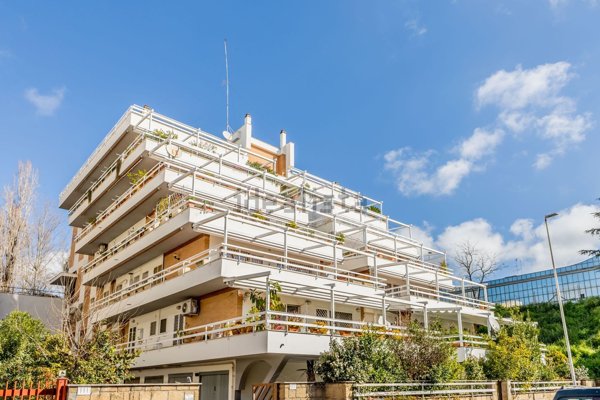 appartamento in vendita a Roma in zona EUR