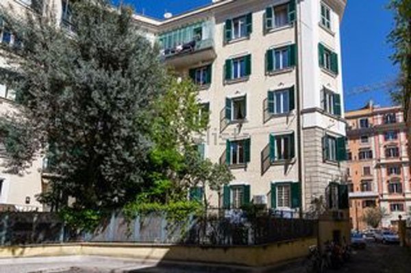 appartamento in vendita a Roma in zona Trastevere