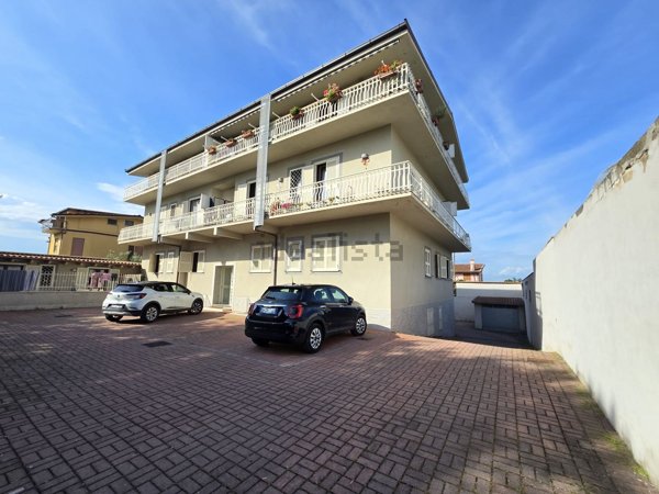 appartamento in vendita a Roma in zona Tor Vergata/Torrenova