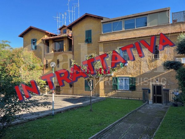 appartamento in vendita a Roma in zona Ostiense