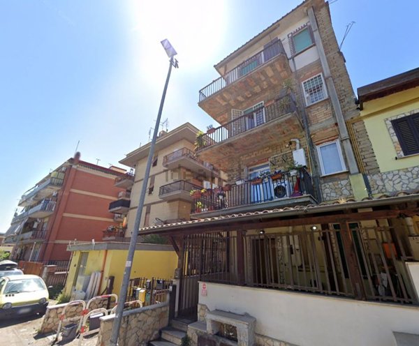 appartamento in vendita a Roma in zona Tor Bella Monaca