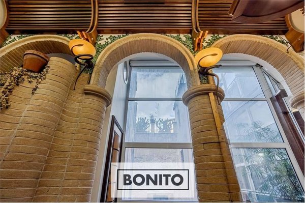 appartamento in vendita a Roma in zona Trevi-Colonna