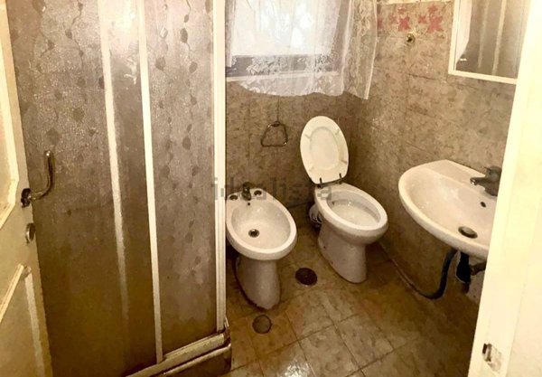 appartamento in vendita a Roma in zona Tomba di Nerone
