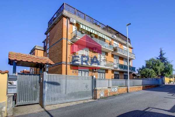 appartamento in vendita a Roma in zona Dragona/Bagnoletto
