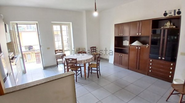 appartamento in vendita a Roma in zona Torre Angela