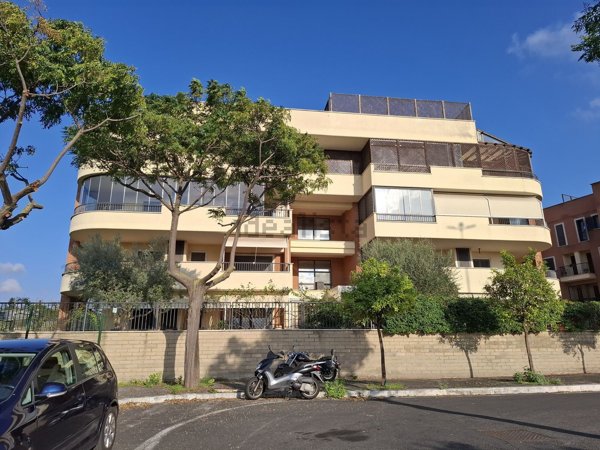 appartamento in vendita a Roma in zona Mezzocammino