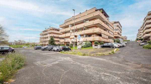 appartamento in vendita a Roma in zona Ponte di Nona