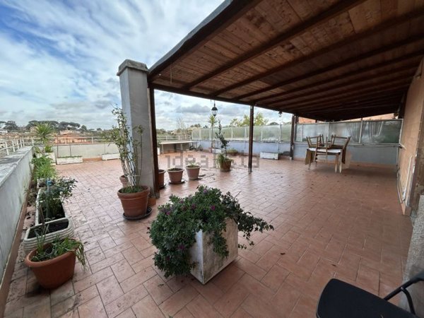 appartamento in vendita a Roma in zona Casalotti