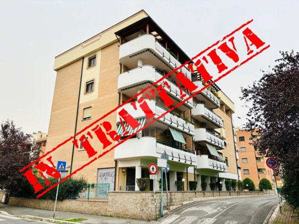 appartamento in vendita a Roma in zona Osteria del Curato