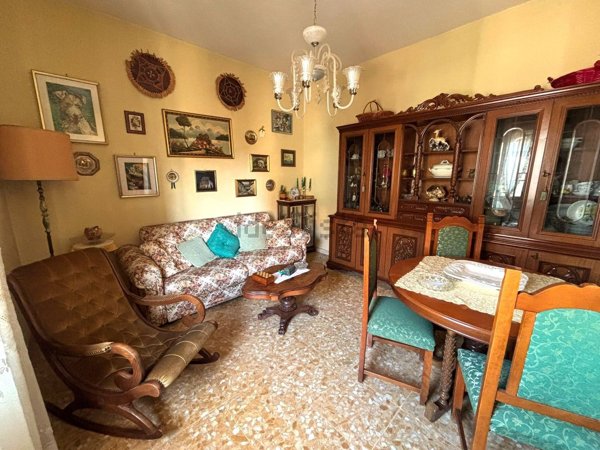 appartamento in vendita a Roma in zona Tomba di Nerone