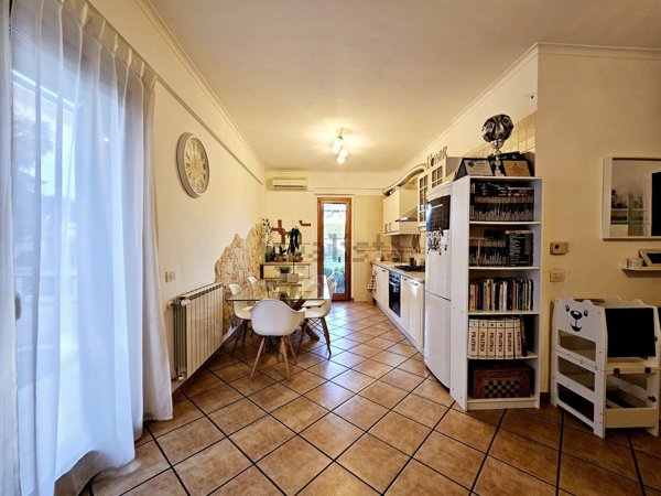 appartamento in vendita a Roma in zona Romanina