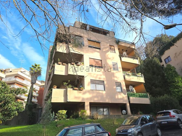 appartamento in vendita a Roma