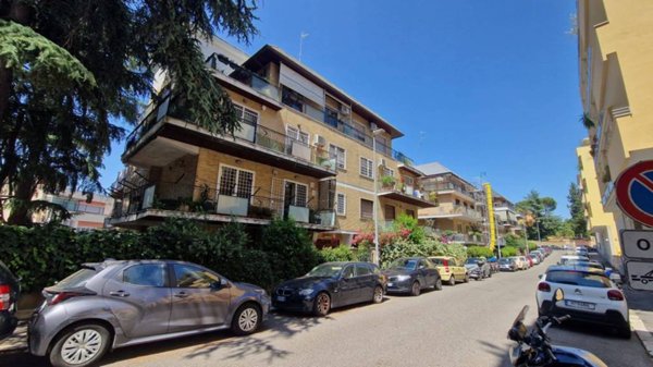 appartamento in vendita a Roma in zona Della Vittoria