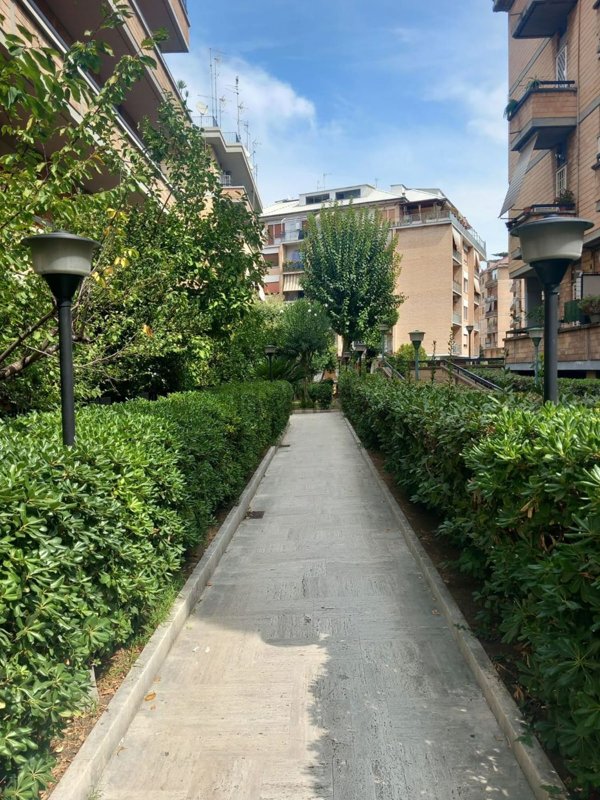 appartamento in vendita a Roma in zona Collatino