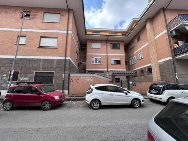 appartamento in vendita a Roma in zona Acilia
