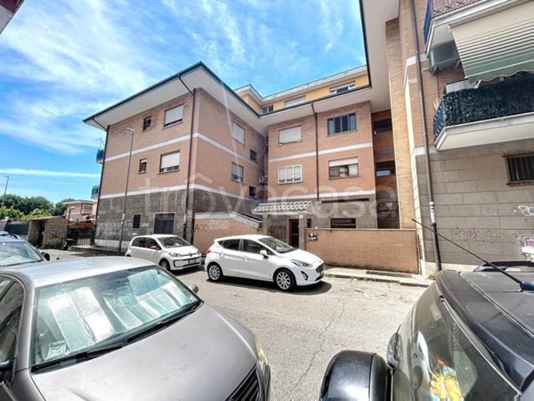 appartamento in vendita a Roma in zona Acilia